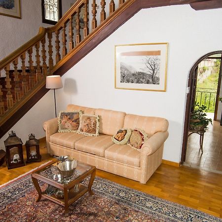 Historic Villa Delfi Esterno foto